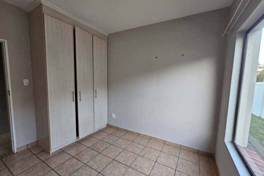 To Let 3 Bedroom Property for Rent in Waterval East North West